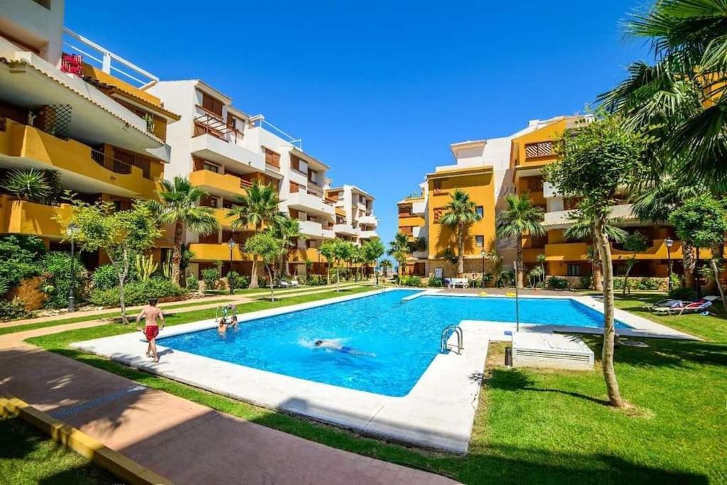 Olivia Sunny 2 Bedroom Apartament Punta Prima Torrevieja Exterior foto