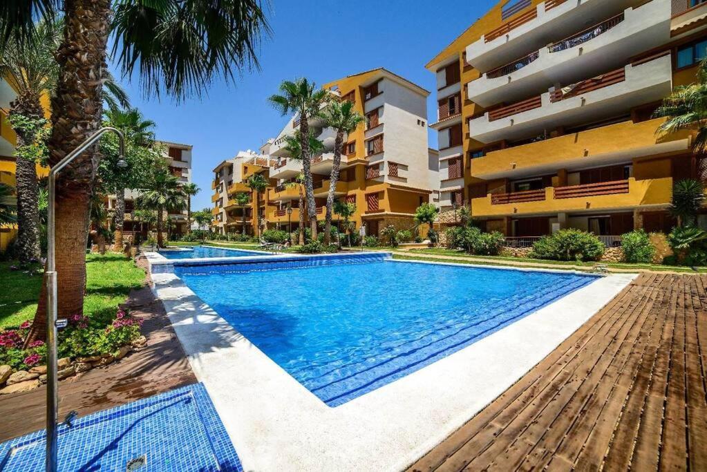 Olivia Sunny 2 Bedroom Apartament Punta Prima Torrevieja Exterior foto