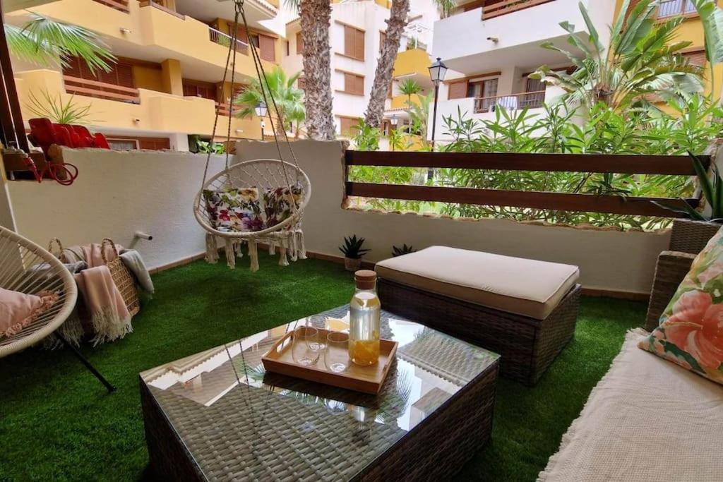 Olivia Sunny 2 Bedroom Apartament Punta Prima Torrevieja Exterior foto